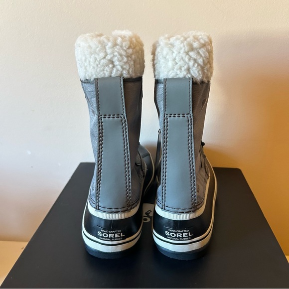 Sorel carnival women’s waterproof boots 7.5 - Picture 6 of 10
